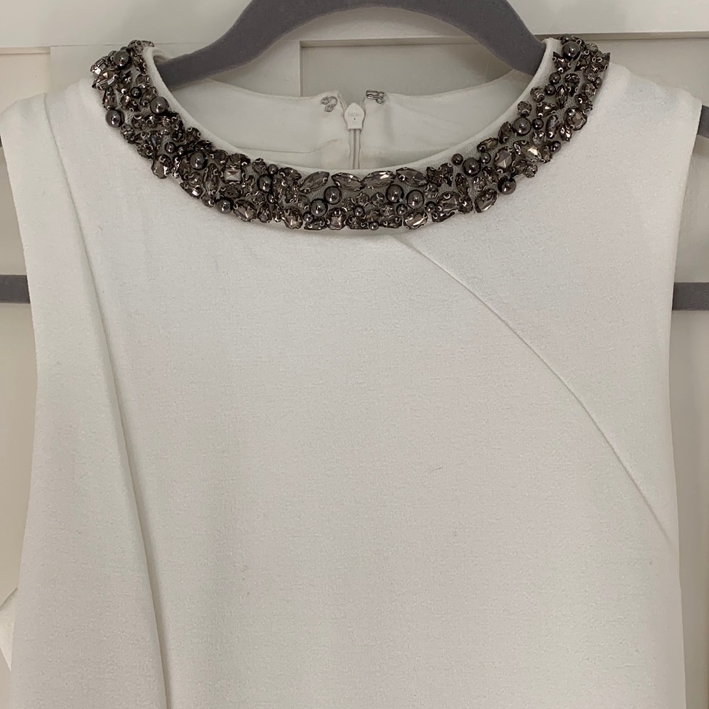 Jennifer Lopez white dress size 6